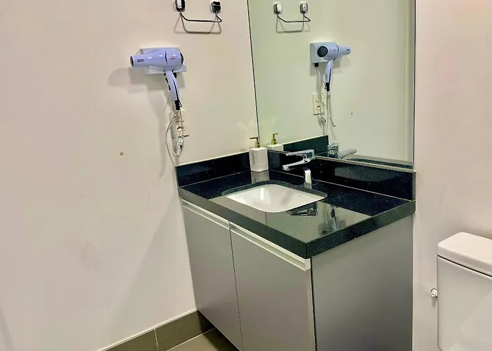 Apartamento Plaza Carlos Gomes 704 Práctico Y Bien Ubicado *