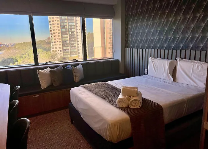 Plaza Carlos Gomes 704 Práctico Y Bien Ubicado Apartamento Porto Alegre